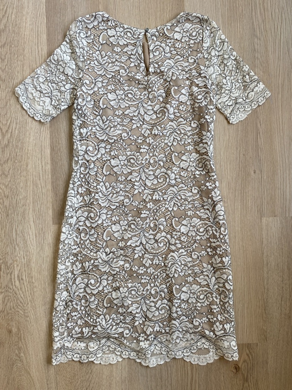 Lulus Lace Mini Dress XS Beige Nude Lined Short Sleeve Floral Scalloped Hem - Picture 10 of 13